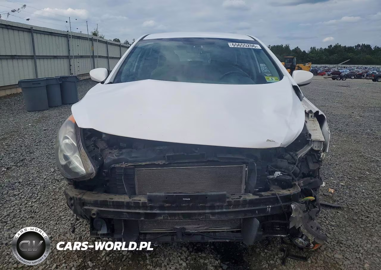 2013 Hyundai Elantra Gt Base VIN:KMHD35LE4DU033767 - 5