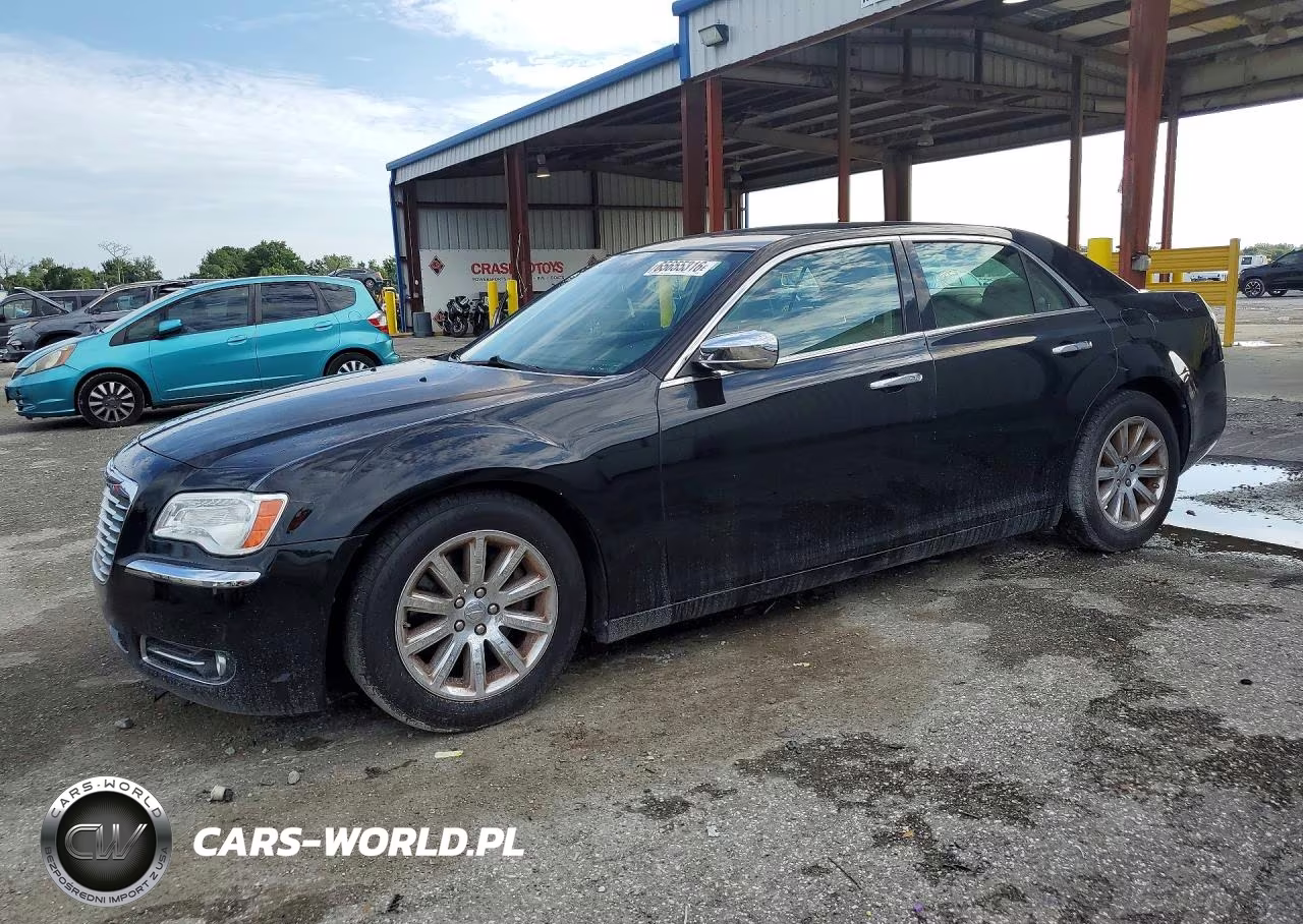2013 Chrysler 300C – zdjęcie 1 z 12