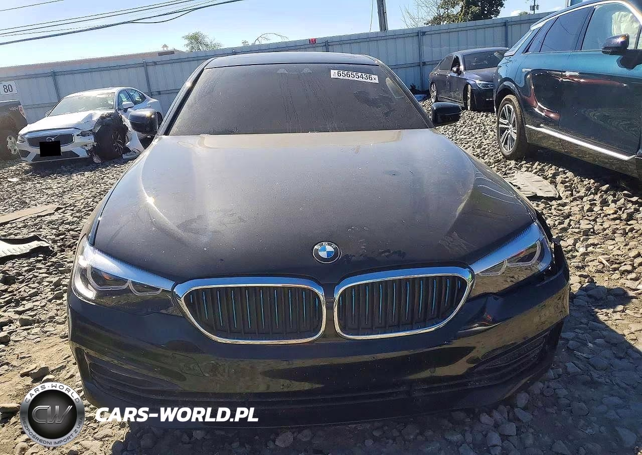 2018 BMW 530Xe VIN:WBAJB1C56JB374434 - 5