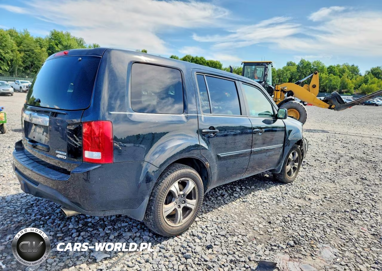 2015 Honda Pilot Se VIN:5FNYF4H38FB074493 - 3