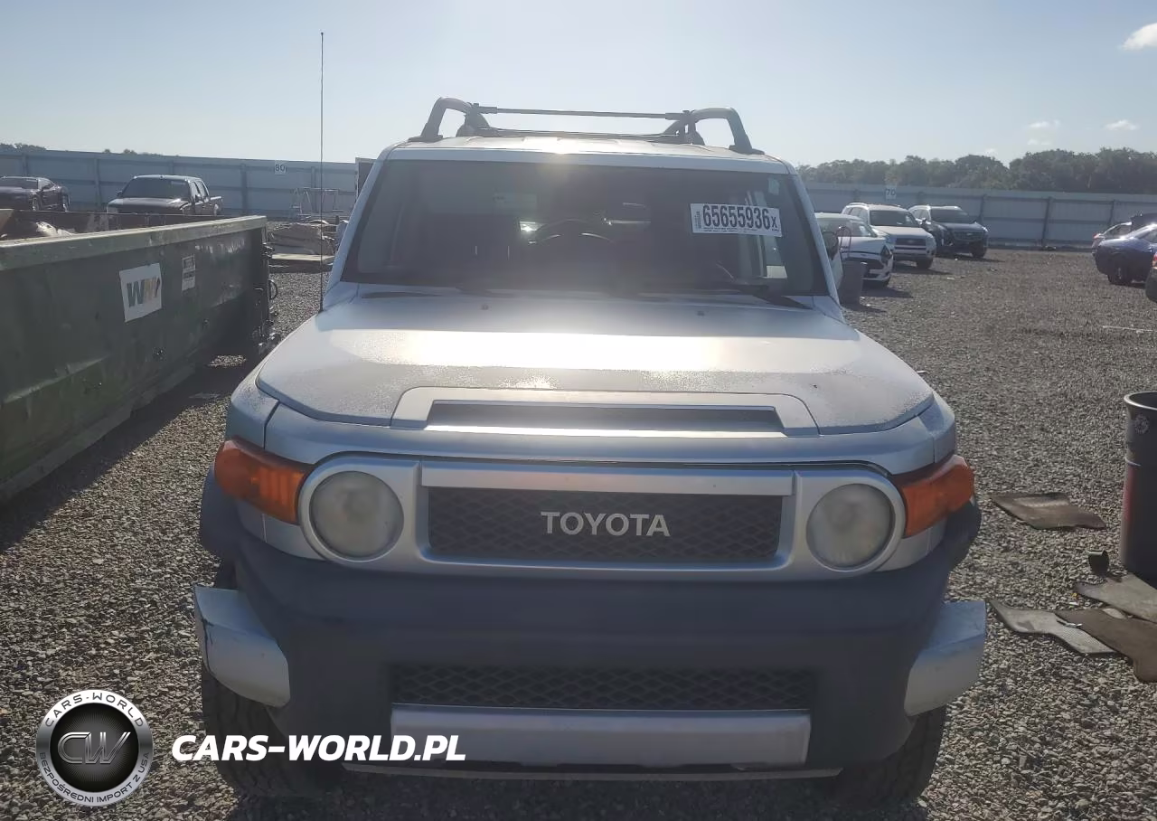 2007 Toyota Fj Cuirser VIN:JTEBU11F570026699 - 5