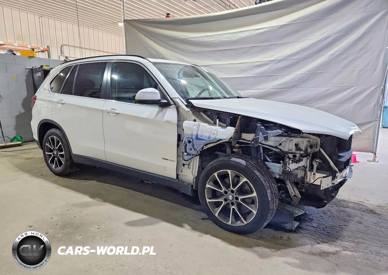 2016 BMW X5 xDrive35I VIN:5UXKR0C58G0P24985 - 4