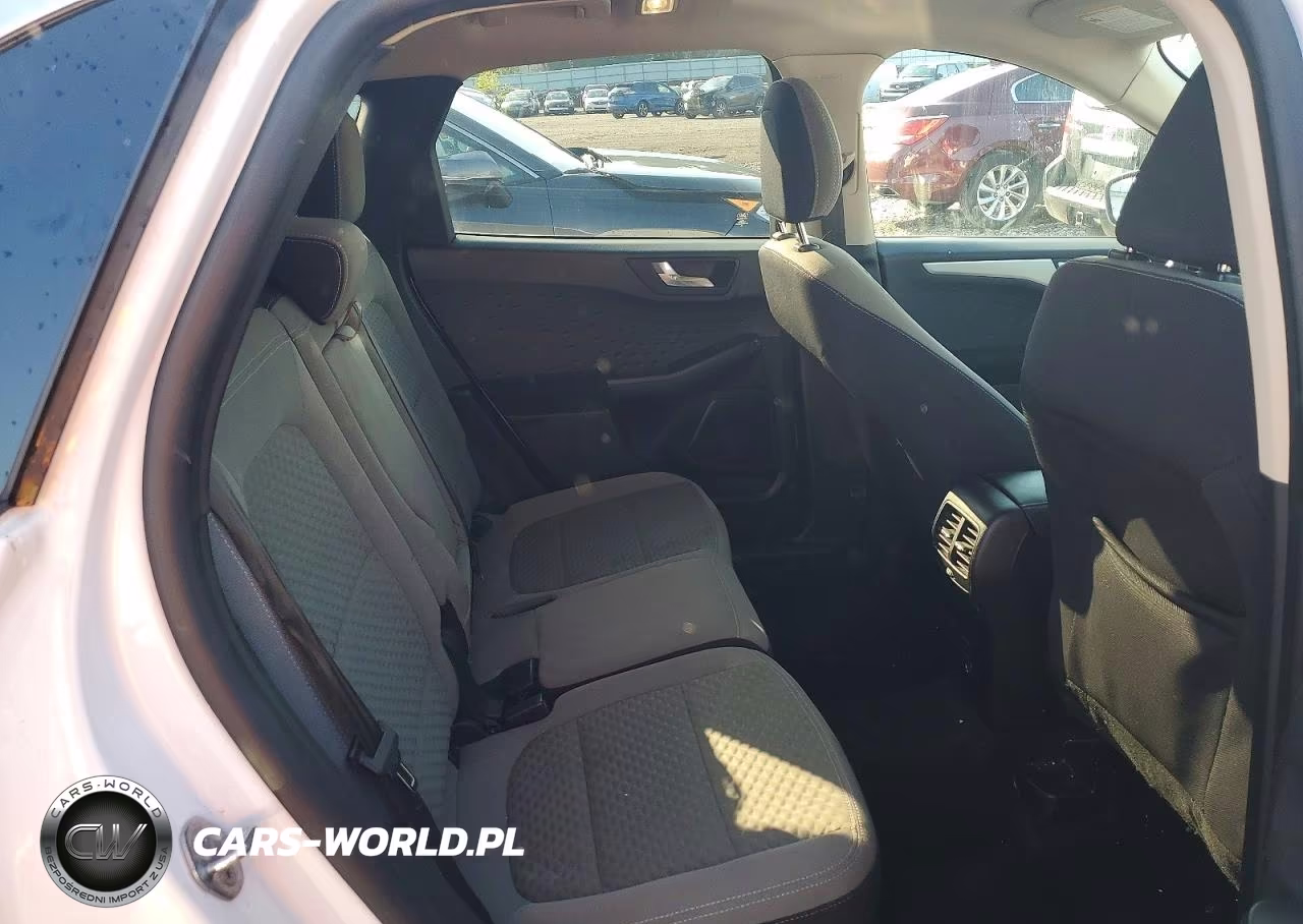 2020 Ford Escape Se VIN:1FMCU0G67LUA48079 - 10