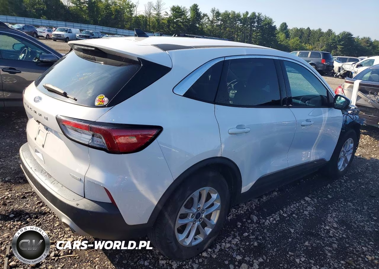 2020 Ford Escape Se VIN:1FMCU0G67LUA48079 - 3