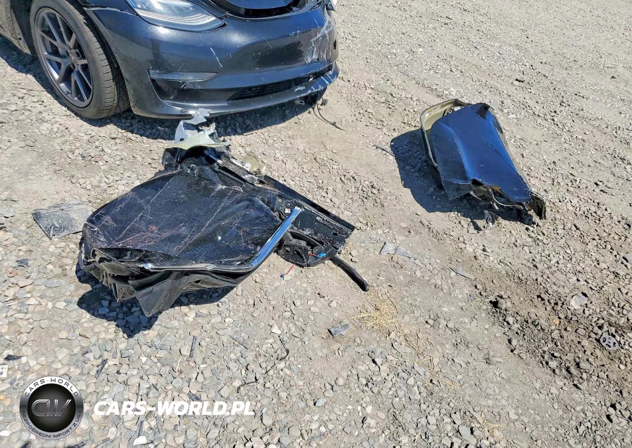 2018 Tesla Model 3 VIN:5YJ3E1EA8JF062691 - 12