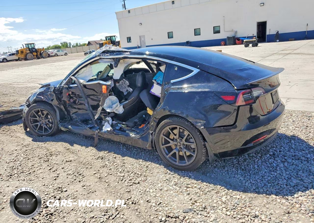 2018 Tesla Model 3 VIN:5YJ3E1EA8JF062691 - 2