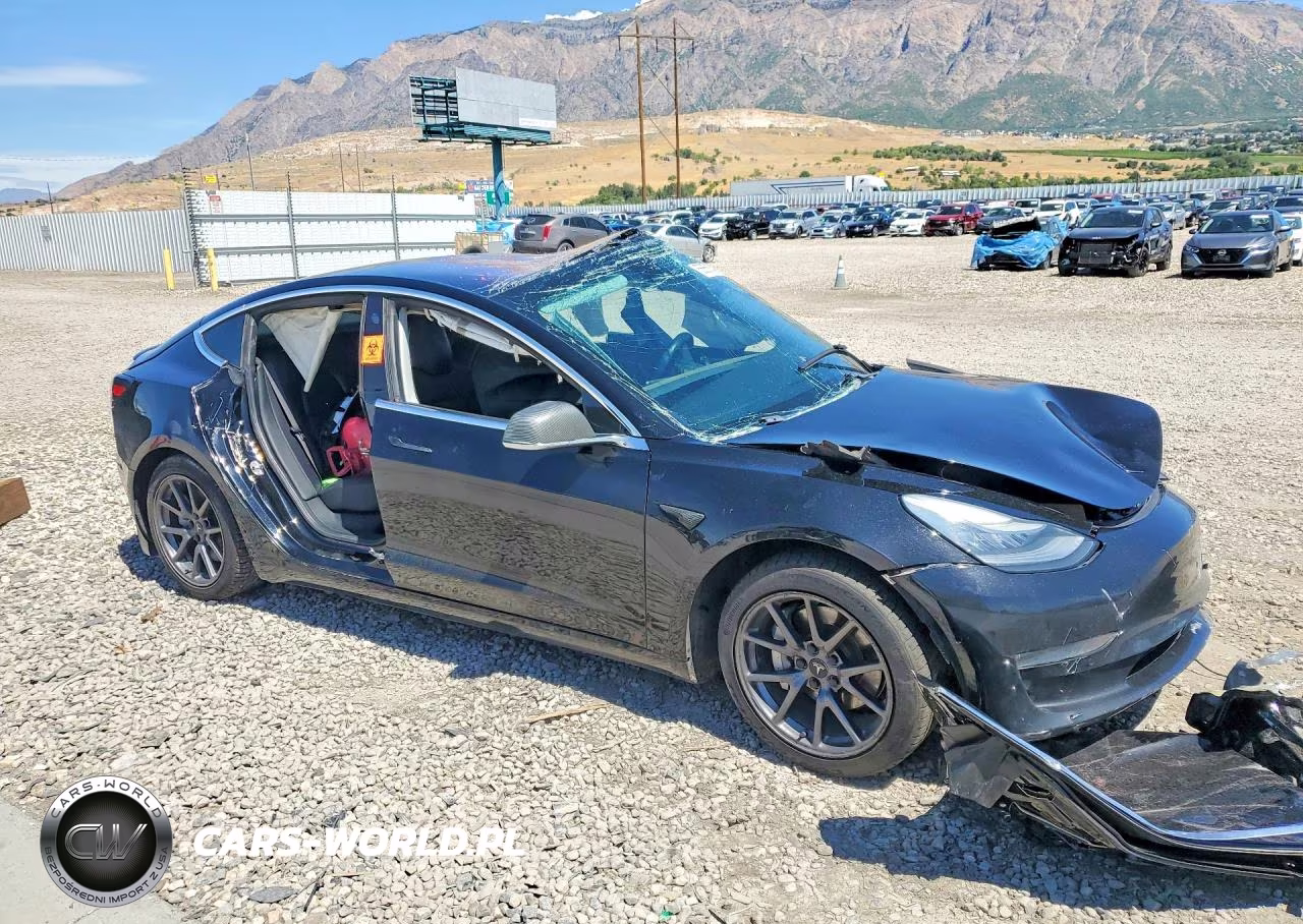 2018 Tesla Model 3 VIN:5YJ3E1EA8JF062691 - 4