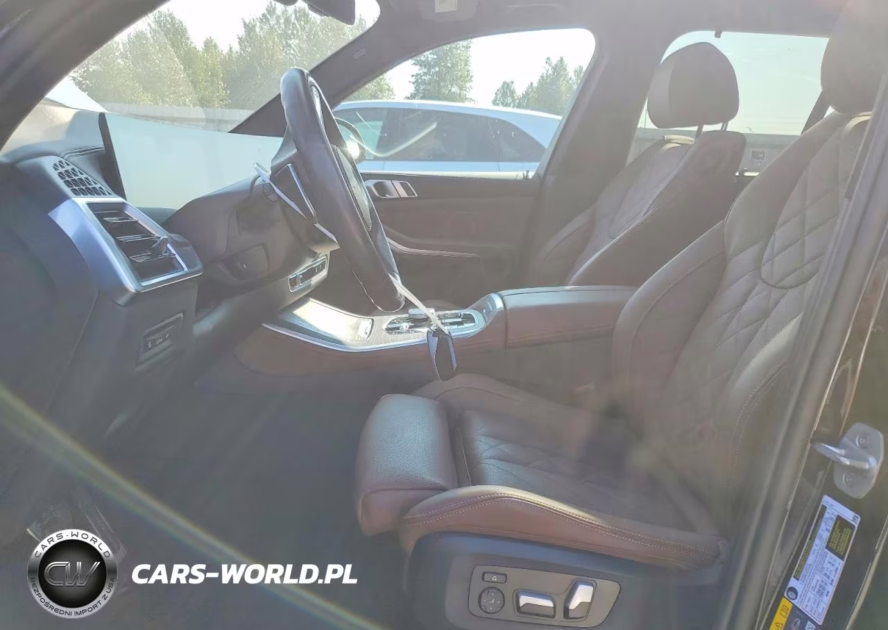 2025 BMW X5 xDrive50E VIN:5UX43EU00S9X42136 - 7
