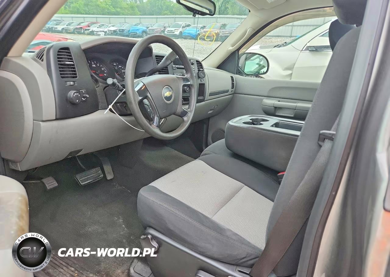 2007 Chevrolet Silverado C1500 VIN:1GCEC14CX7Z586185 - 8
