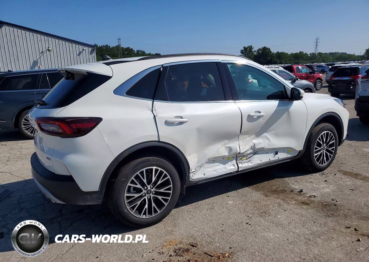2026 Ford Escape VIN:1FMCU0E17TUA13744 - 3