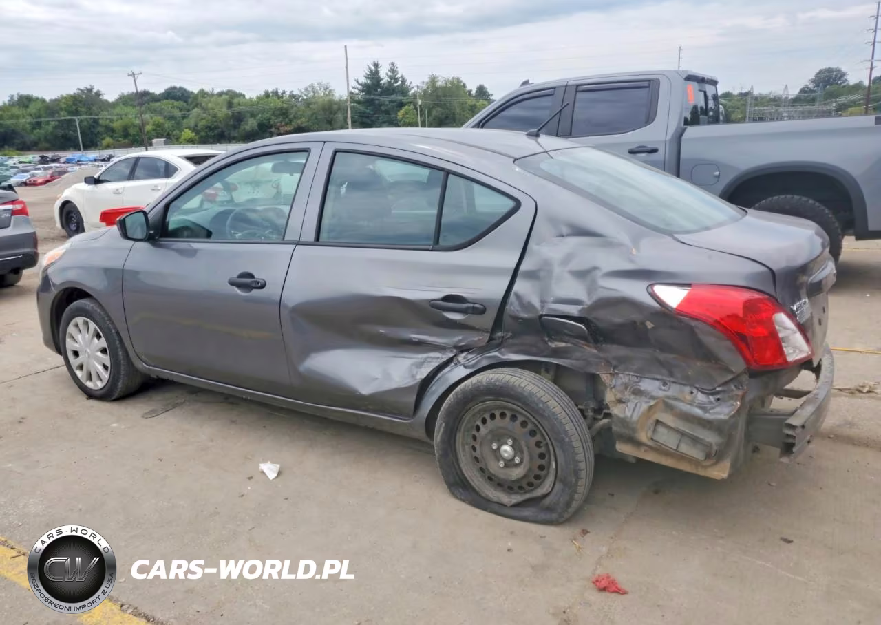 2018 Nissan Versa S VIN:3N1CN7AP6JL839516 - 2