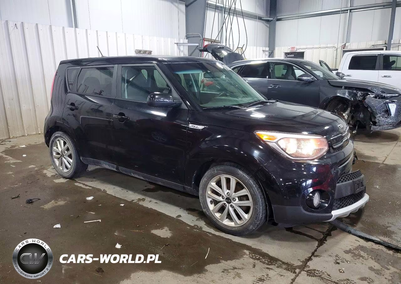 2017 Kia Soul + VIN:KNDJP3A59H7410102 - 4