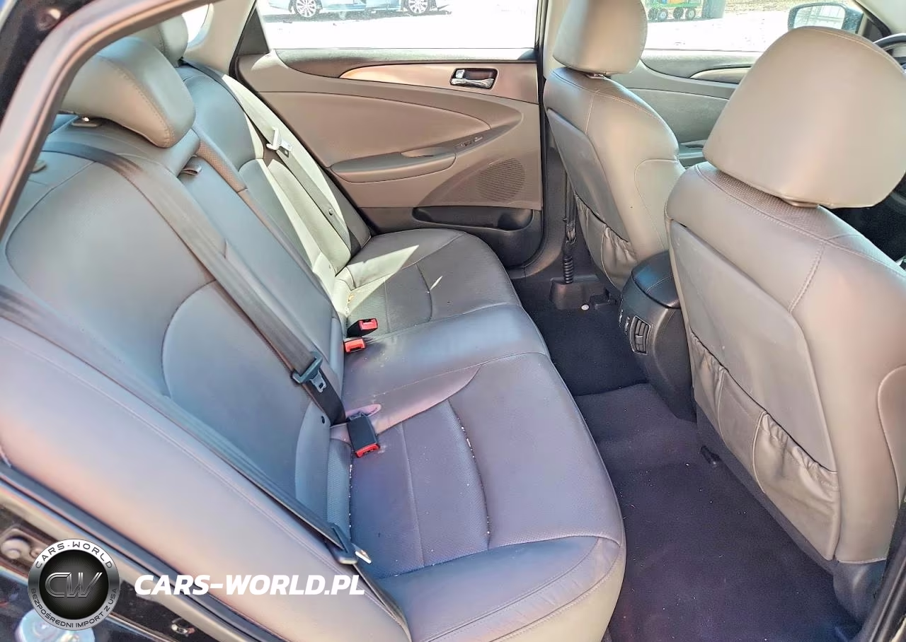 2012 Hyundai Sonata Hybrid VIN:KMHEC4A46CA042012 - 10