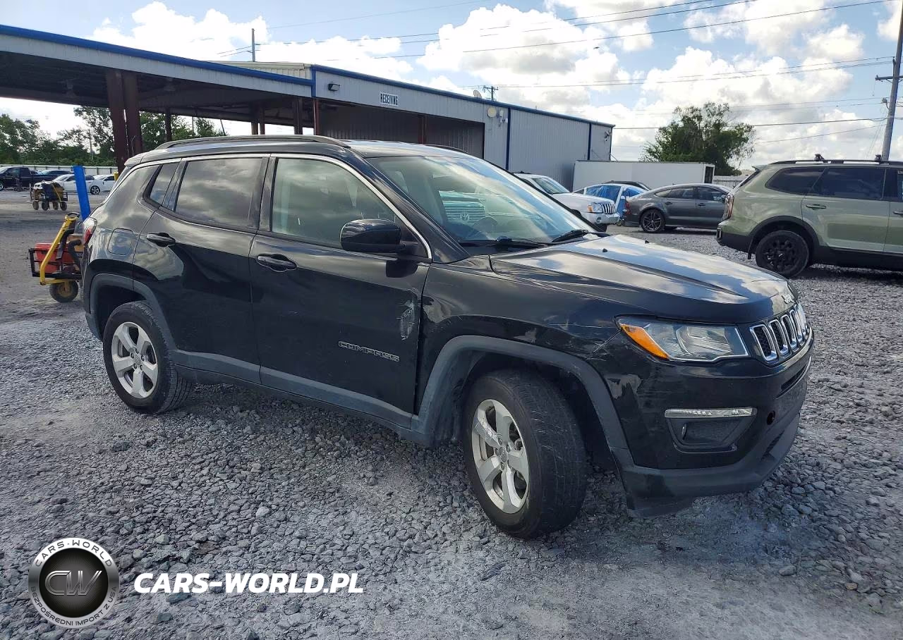 2021 Jeep Compass Latitude VIN:3C4NJDBB6MT579786 - 4