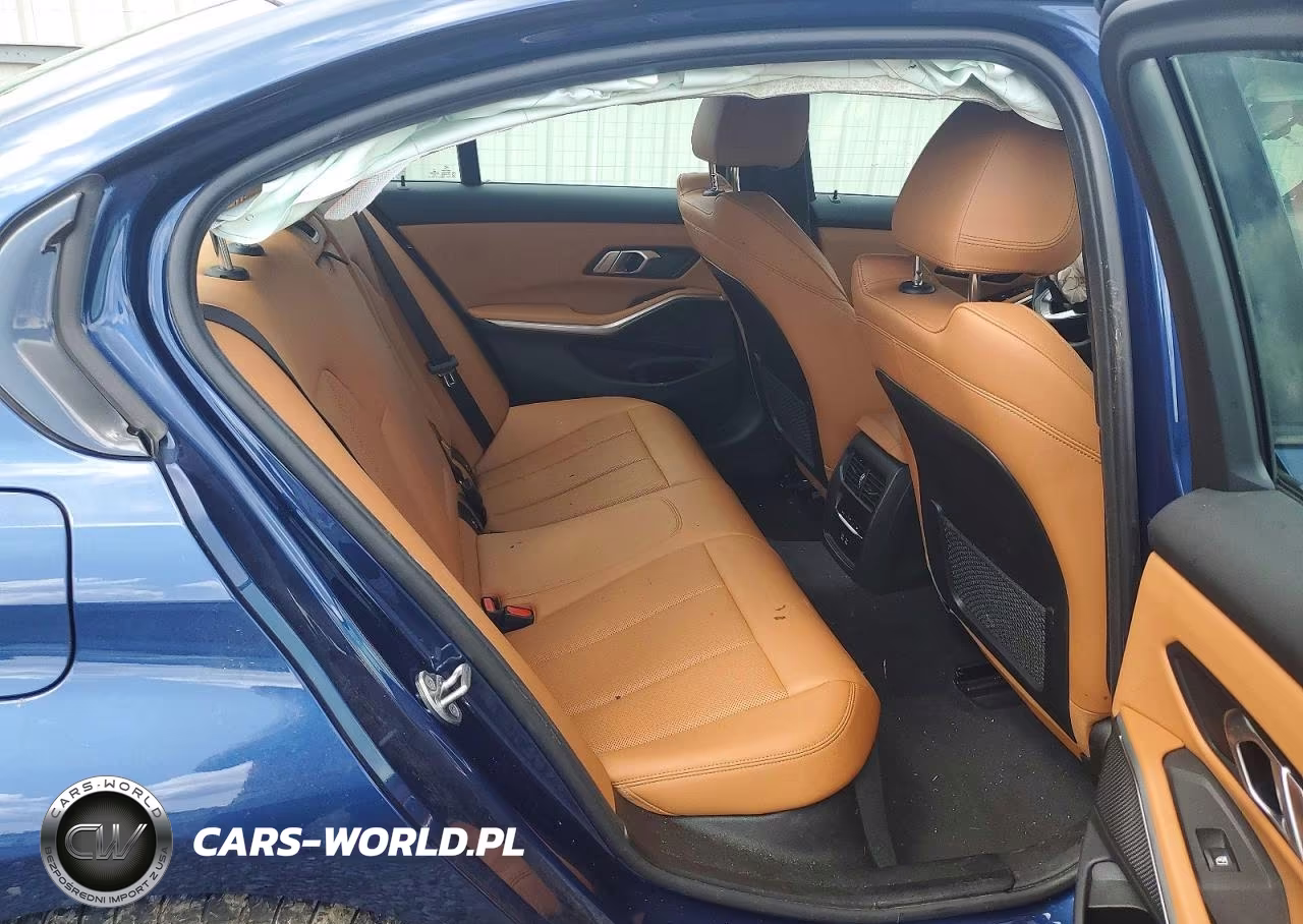 2023 BMW 330Xi VIN:3MW89FF06P8D27020 - 10