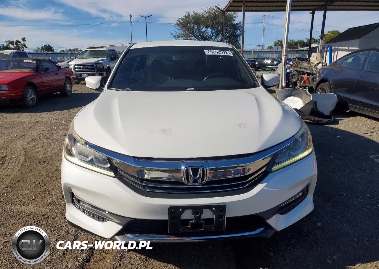 2017 Honda Accord Sport Special Edition VIN:1HGCR2F15HA062189 - 5