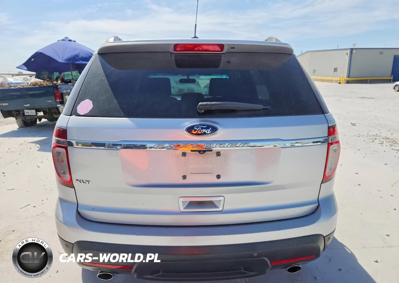 2015 Ford Explorer Xlt VIN:1FM5K7D87FGA93572 - 6