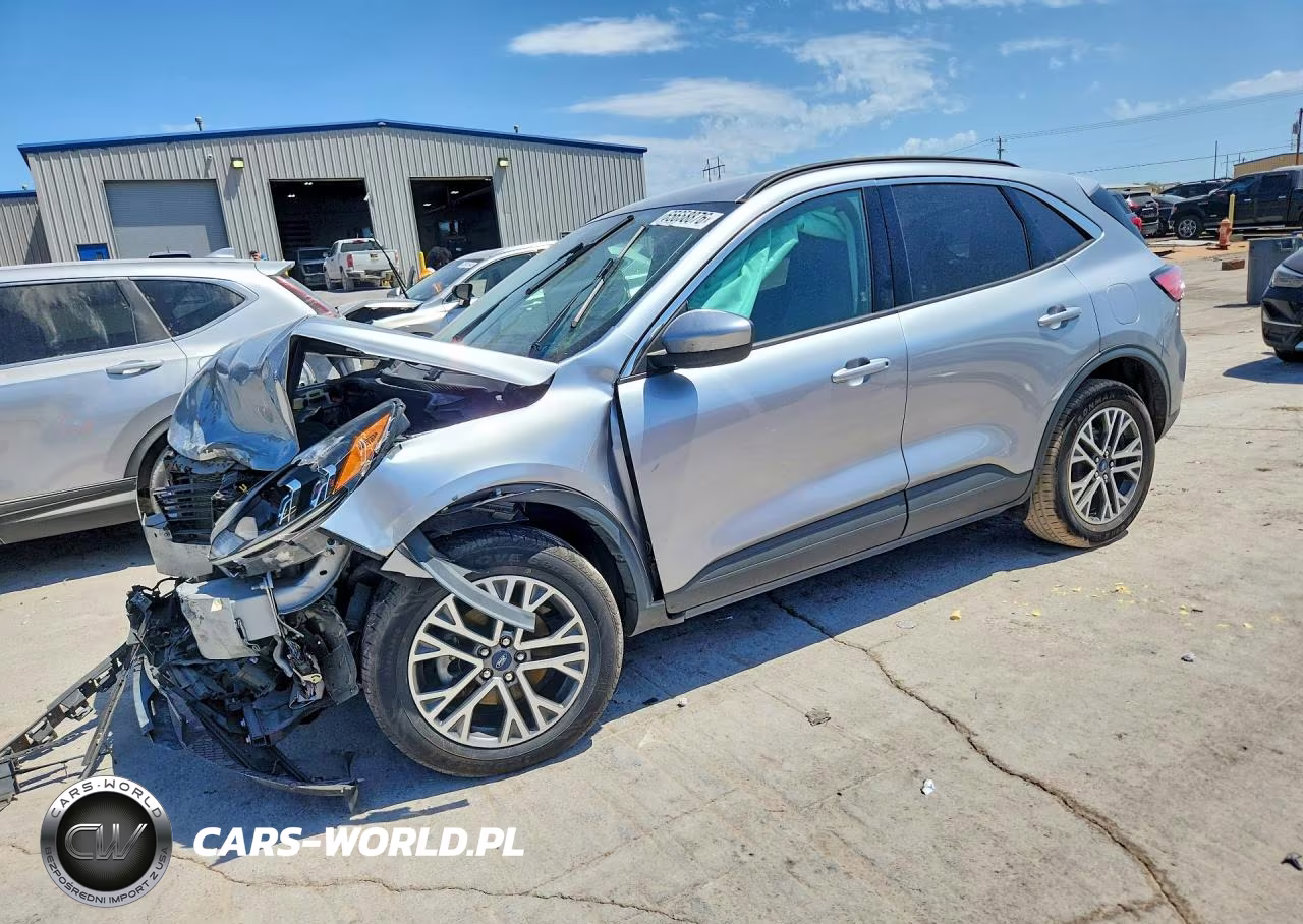2021 Ford Escape Sel