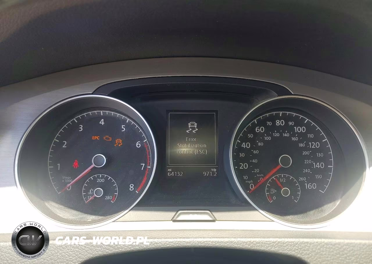 2015 Volkswagen Golf VIN:3VW217AU2FM005560 - 9