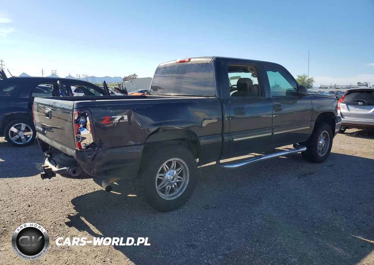 2006 Chevrolet Silverado K1500 VIN:2GCEK13T061116100 - 3