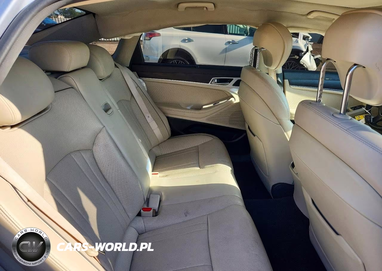 2017 Genesis G80 3.8 VIN:KMHGN4JE9HU192133 - 10