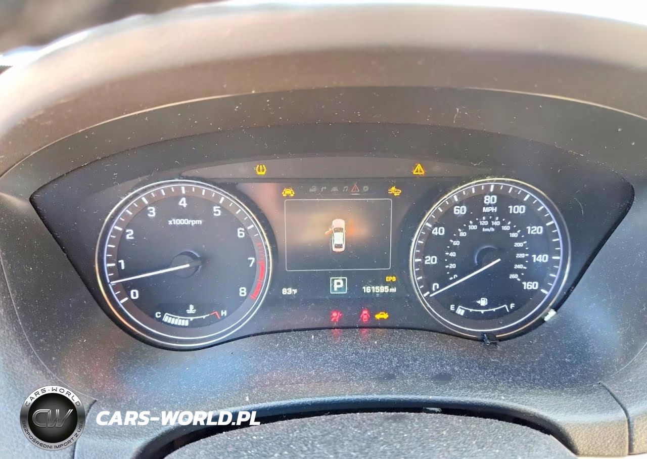 2017 Genesis G80 3.8 VIN:KMHGN4JE9HU192133 - 9