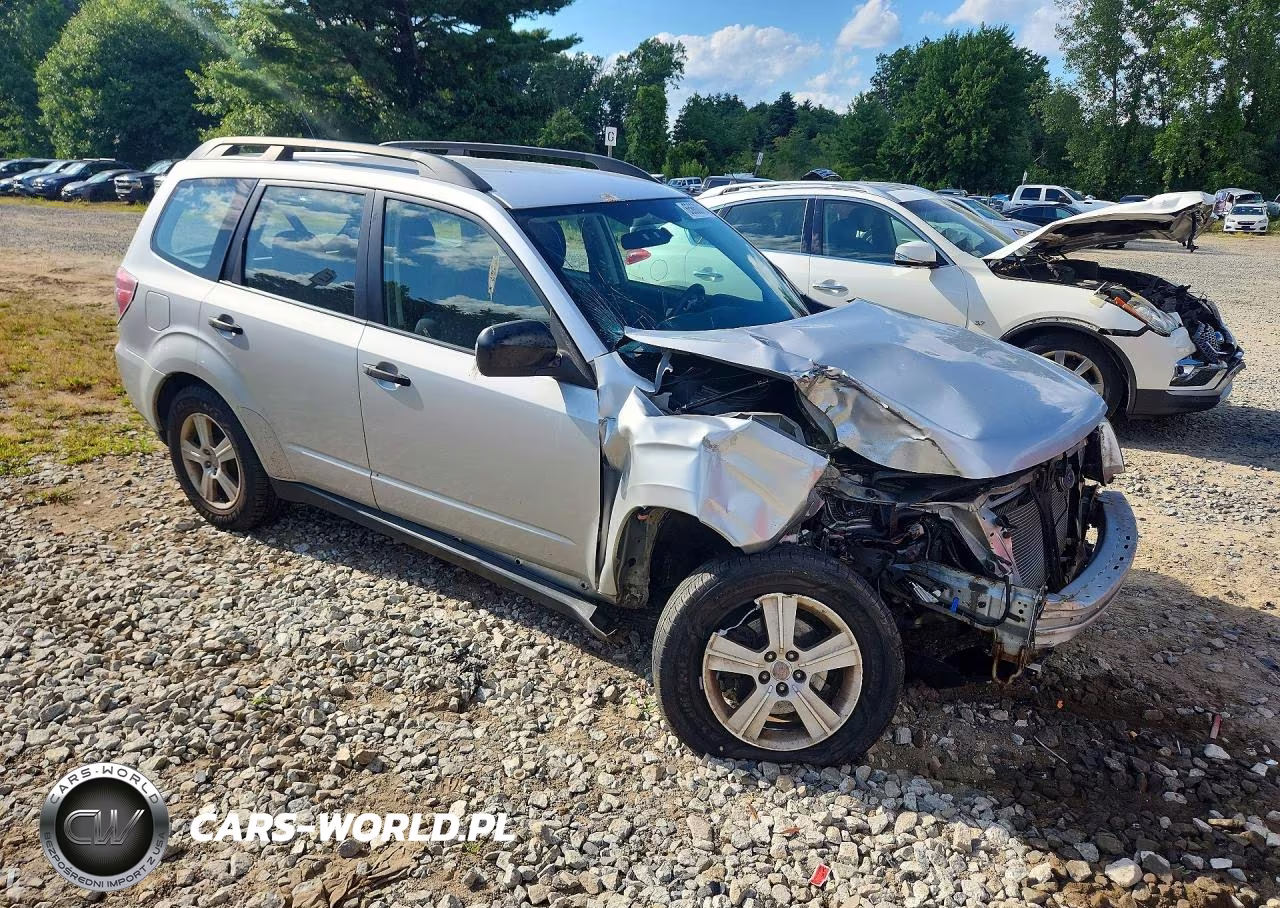 2010 Subaru Forester Xs VIN:JF2SH6BC8AH901018 - 4