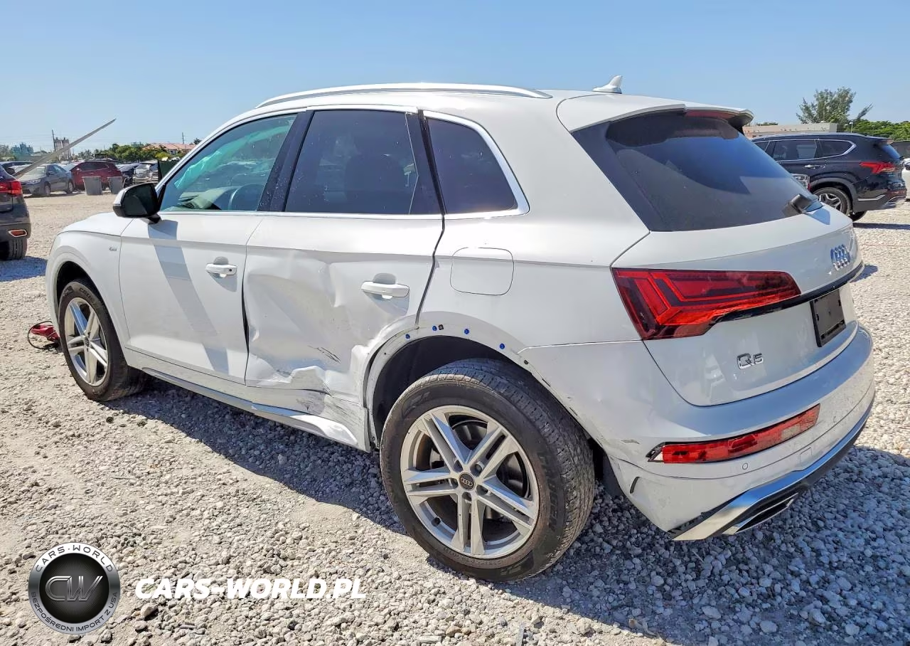 2024 Audi Q5 E Premium Plus 55 VIN:WA1E2AFY8R2150176 - 2