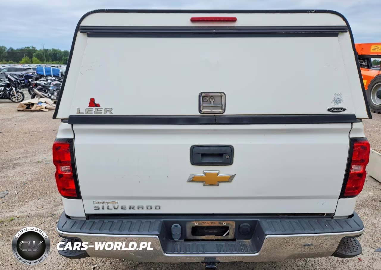 2018 Chevrolet Silverado K1500 VIN:1GCVKNEH4JZ326800 - 6