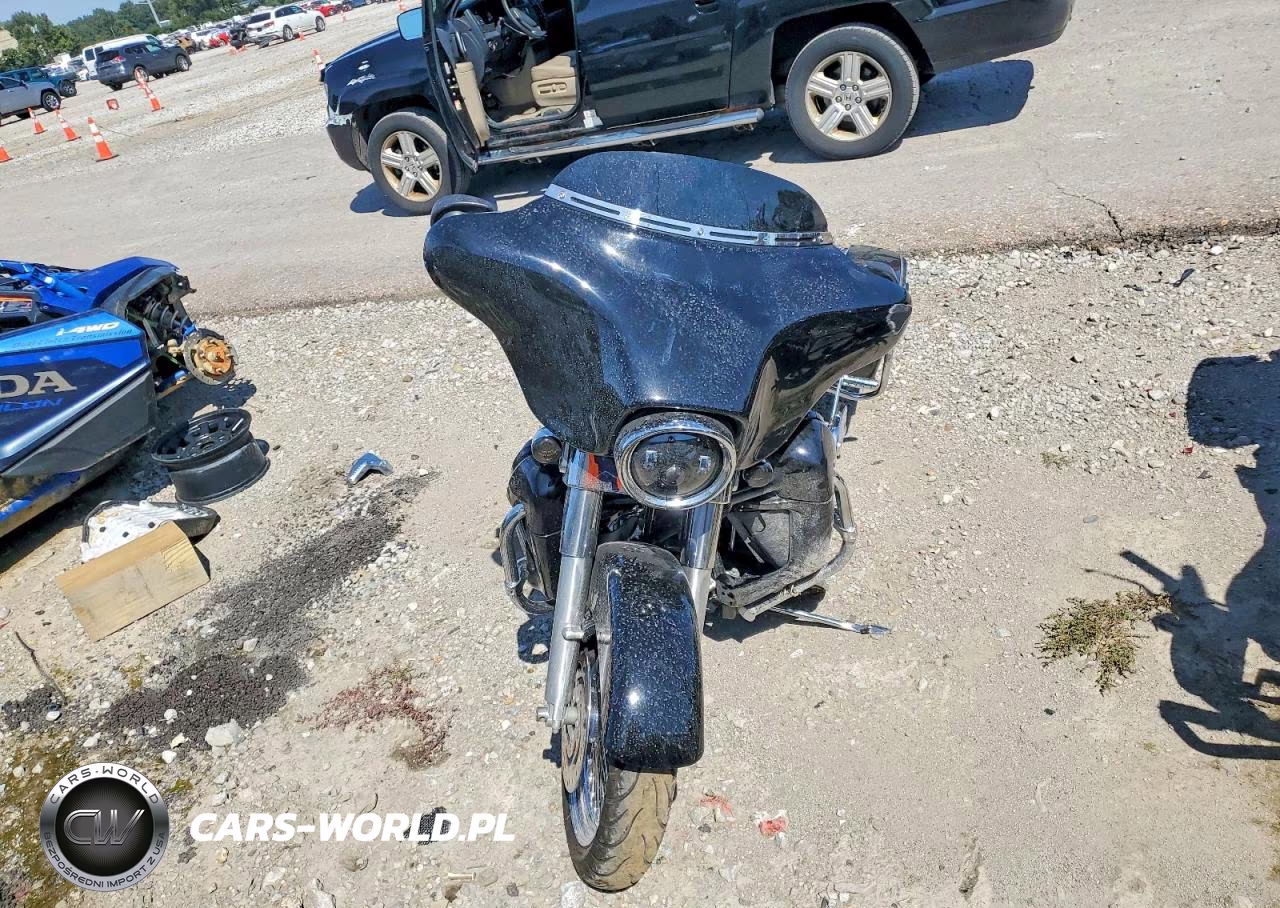 2006 Harley-Davidson Flhxi VIN:1HD1KBW106Y667895 - 5