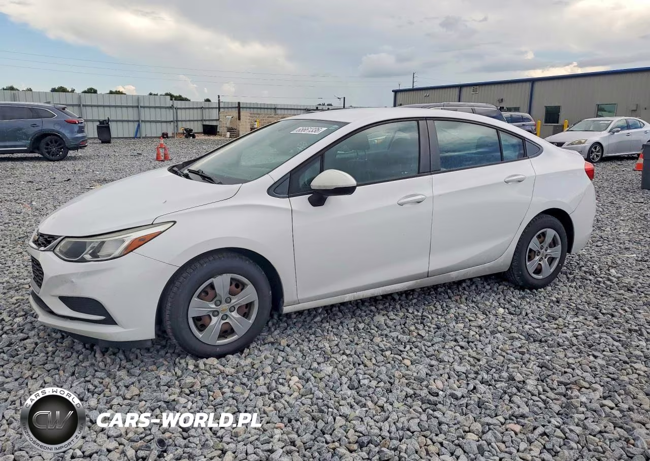 2018 Chevrolet Cruze Ls – zdjęcie 1 z 12