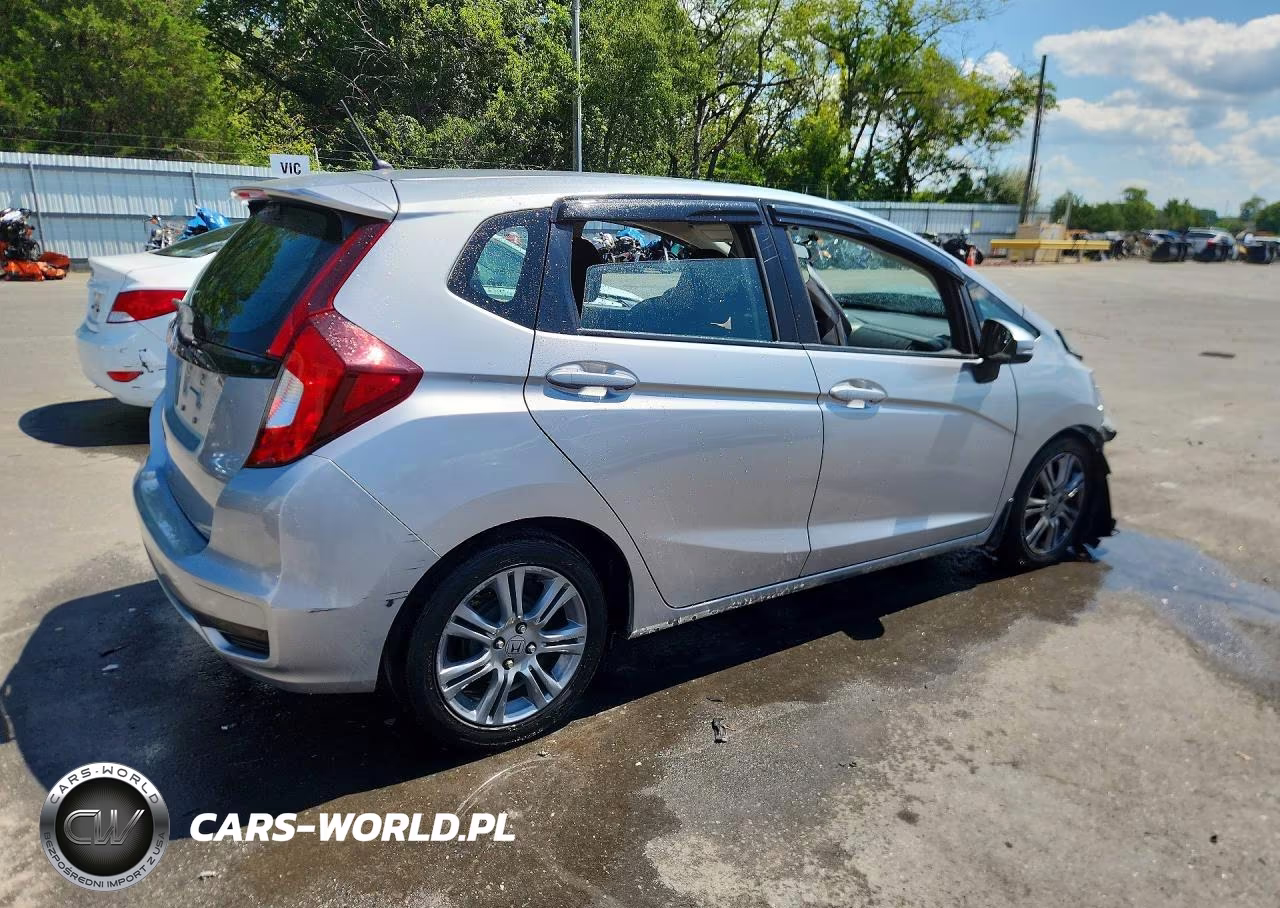2019 Honda Fit Lx VIN:3HGGK5H40KM732854 - 3