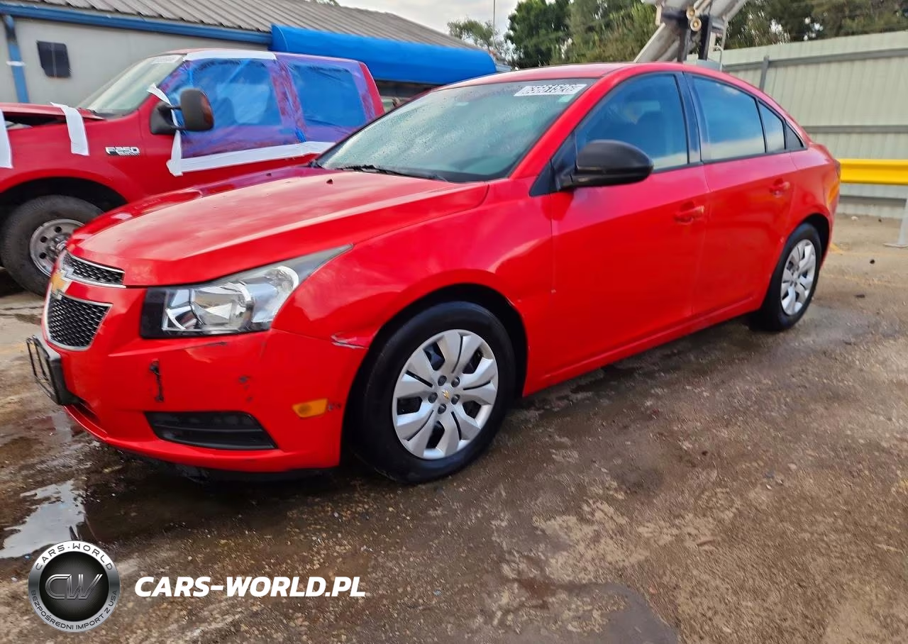 2014 Chevrolet Cruze Ls – zdjęcie 1 z 12