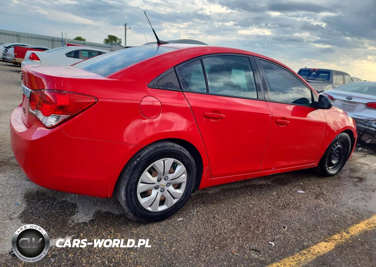 2014 Chevrolet Cruze Ls VIN:1G1PA5SG0E7419329 - 3