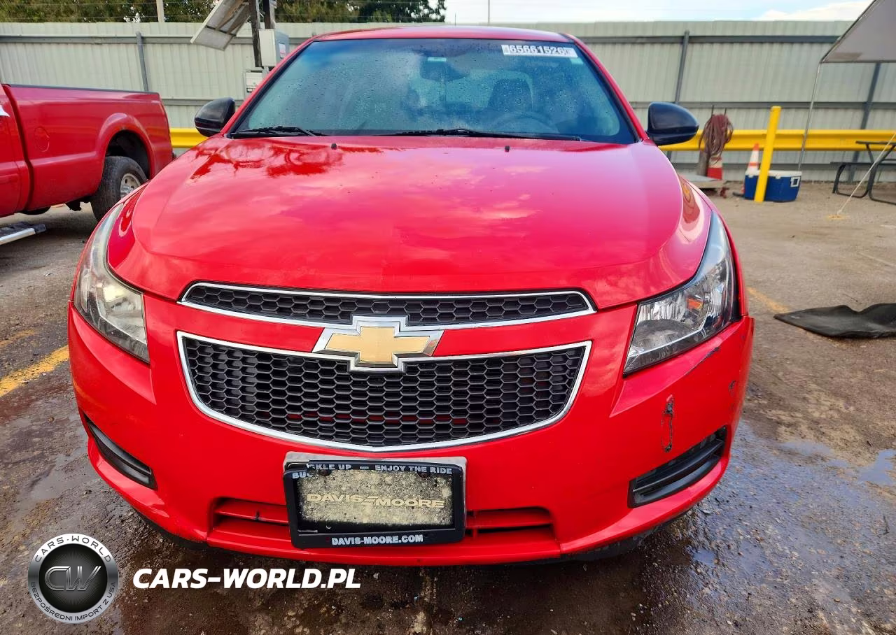 2014 Chevrolet Cruze Ls VIN:1G1PA5SG0E7419329 - 5