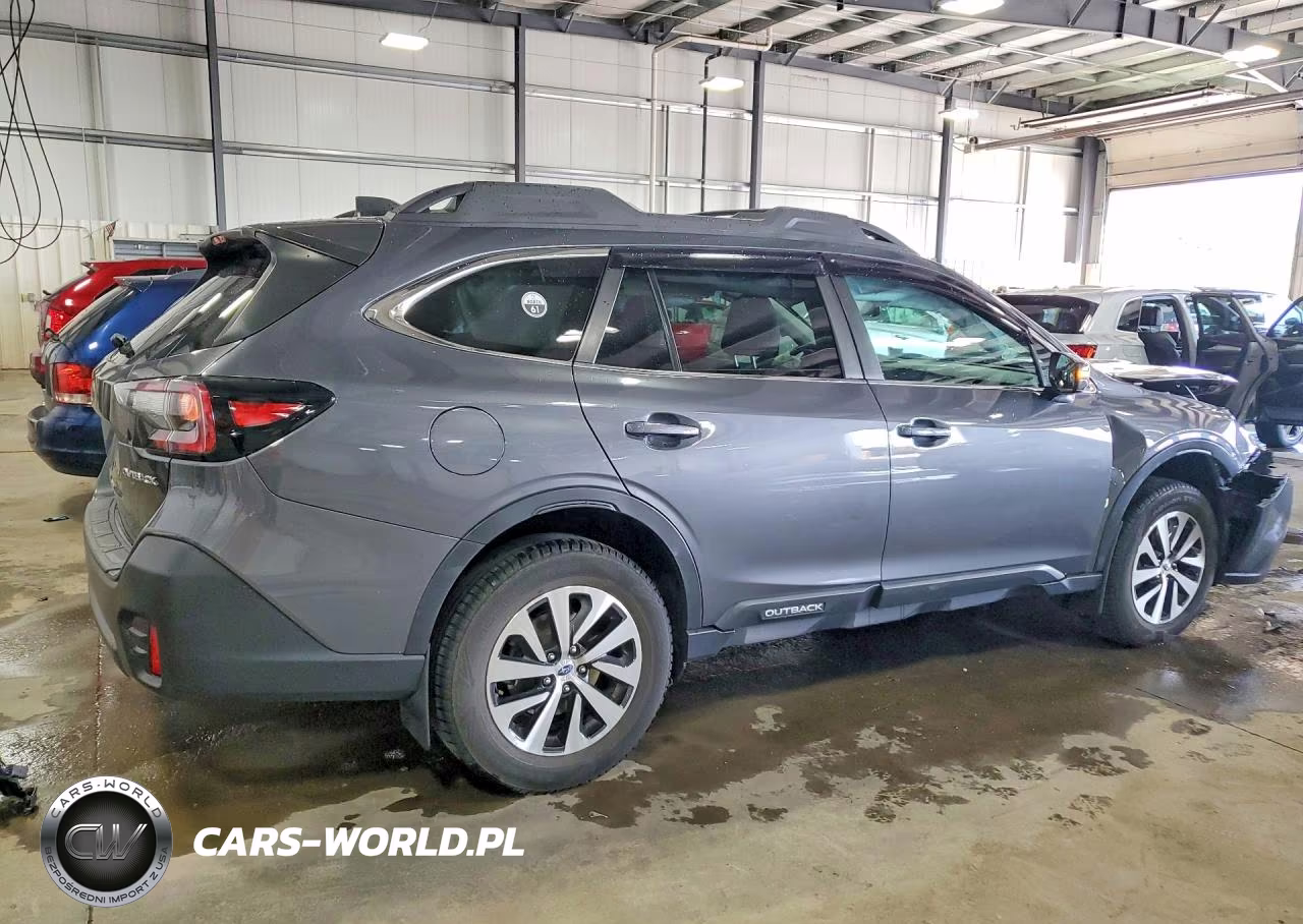 2021 Subaru Outback Premium VIN:4S4BTADC6M3154030 - 3