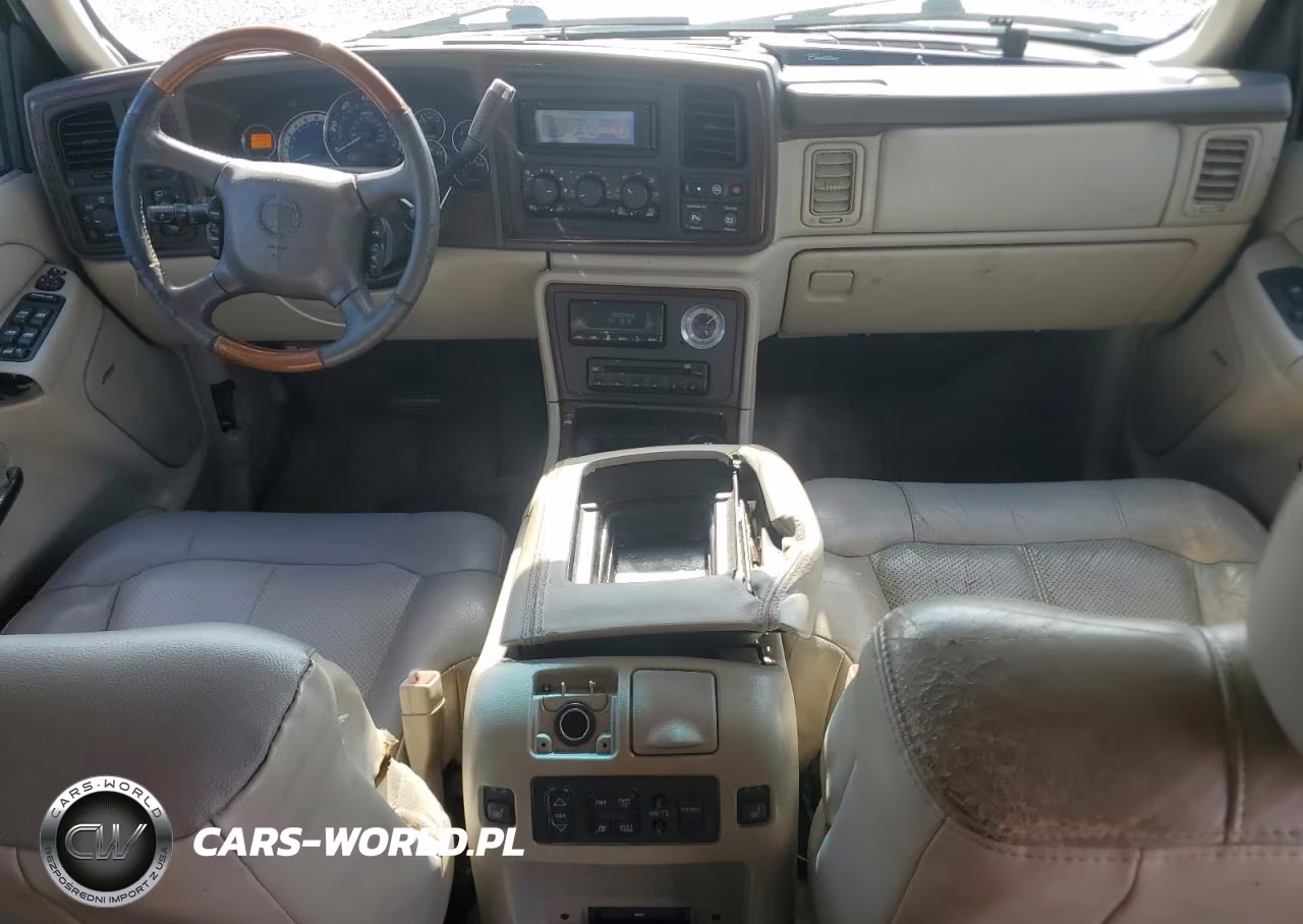 2002 Cadillac Escalade Luxury VIN:1GYEC63T92R207596 - 8