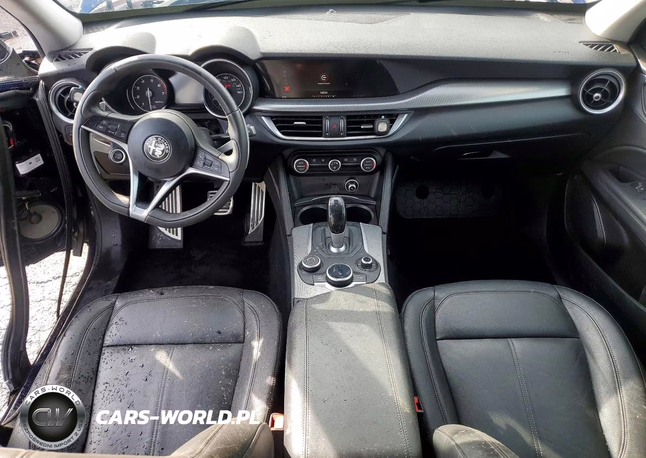 2018 Alfa Romeo Stelvio Sport VIN:ZASFAKPN8J7B58672 - 8
