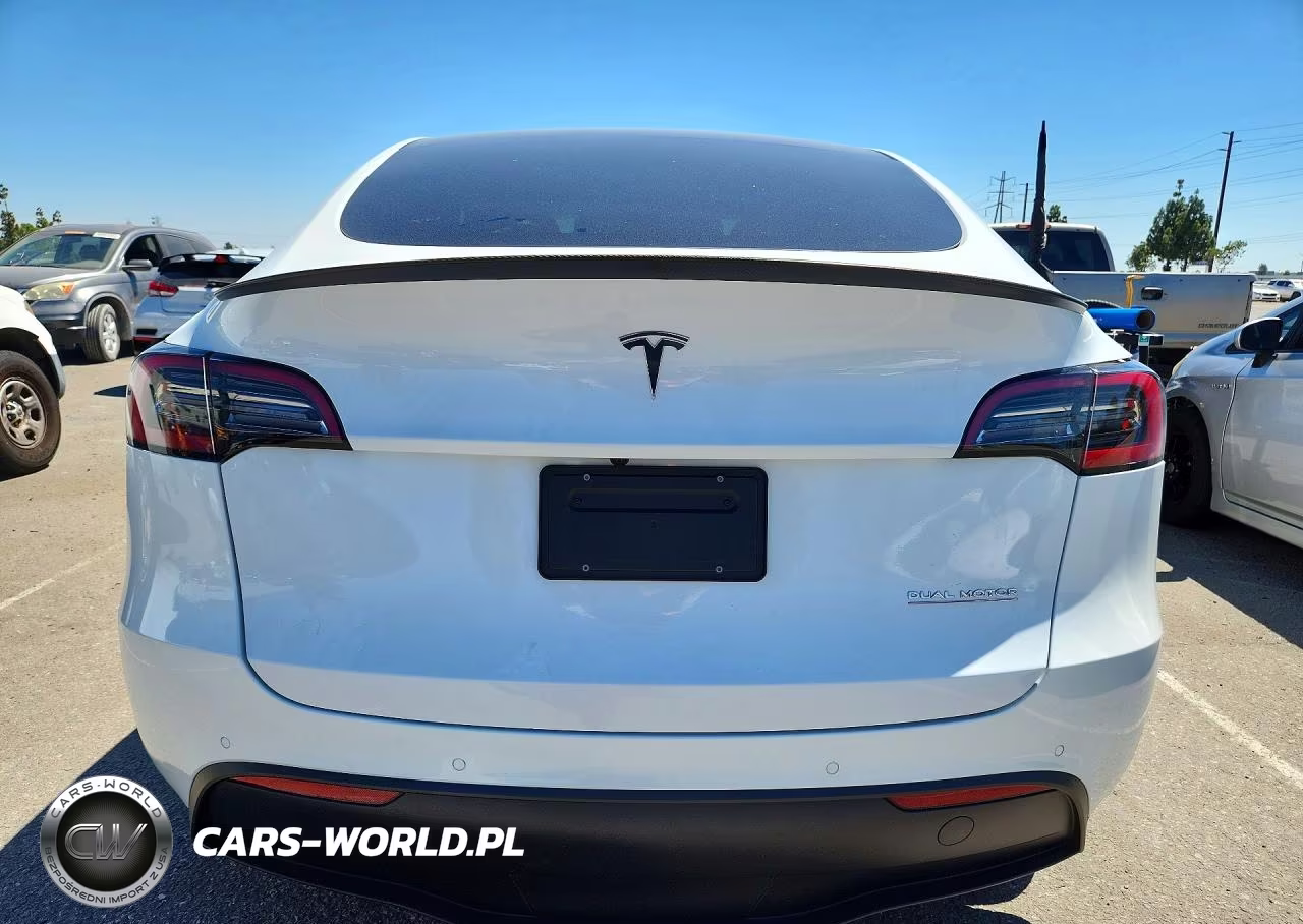 2022 Tesla Model Y VIN:7SAYGDEF8NF538346 - 6