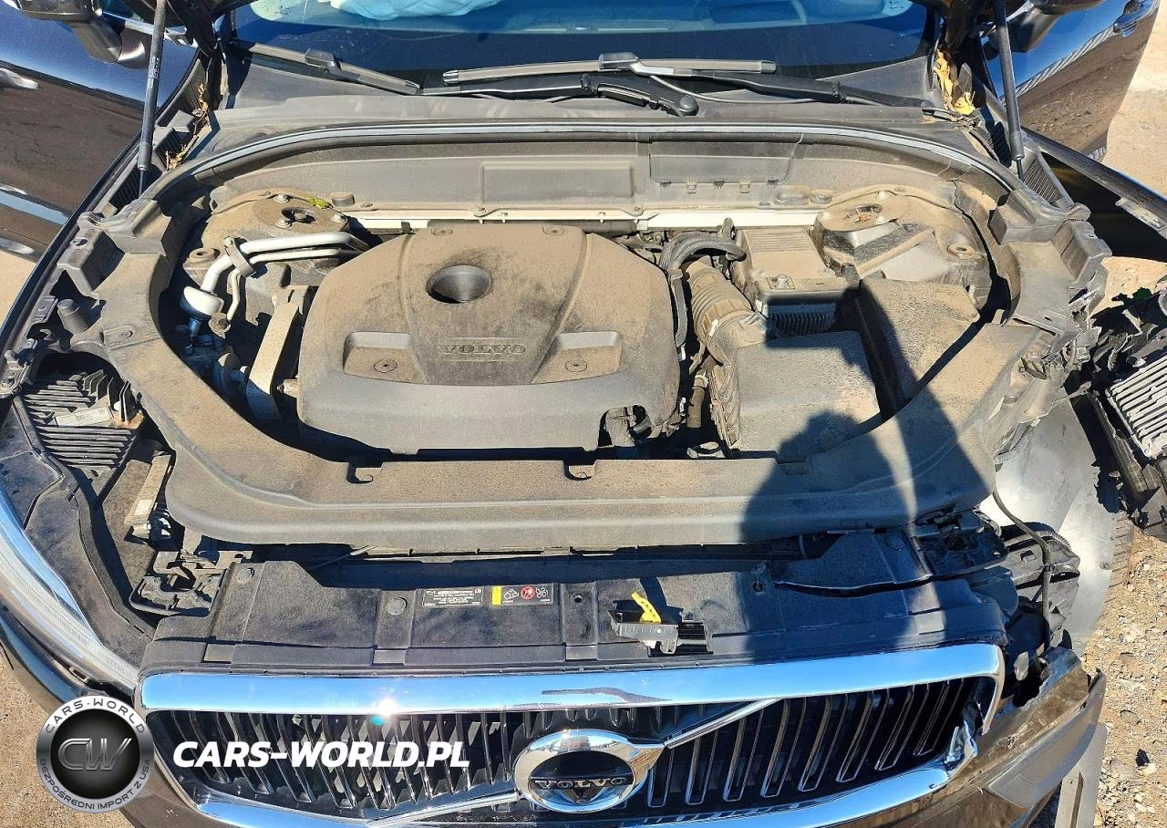 2018 Volvo Xc60 T6 Momentum VIN:YV4A22RK9J1033912 - 11