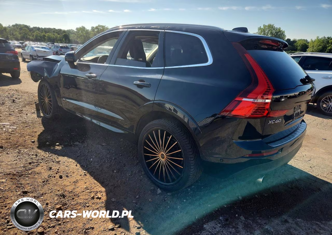 2018 Volvo Xc60 T6 Momentum VIN:YV4A22RK9J1033912 - 2