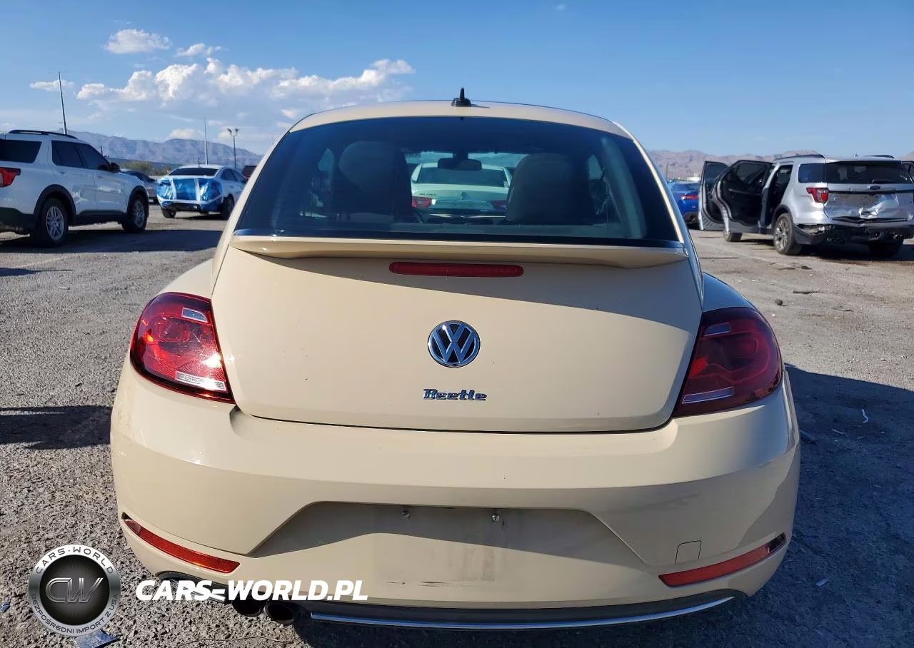 2019 Volkswagen Beetle S VIN:3VWFD7AT7KM703186 - 6