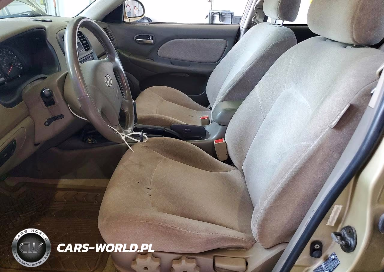 2003 Hyundai Sonata Base VIN:KMHWF25H33A826256 - 7
