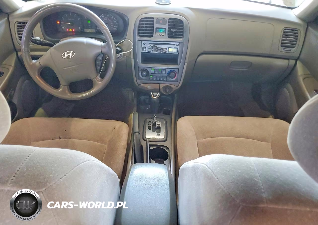 2003 Hyundai Sonata Base VIN:KMHWF25H33A826256 - 8