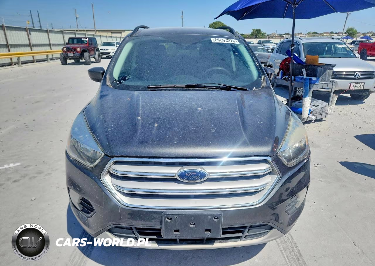 2018 Ford Escape Se VIN:1FMCU0GD4JUA96845 - 5