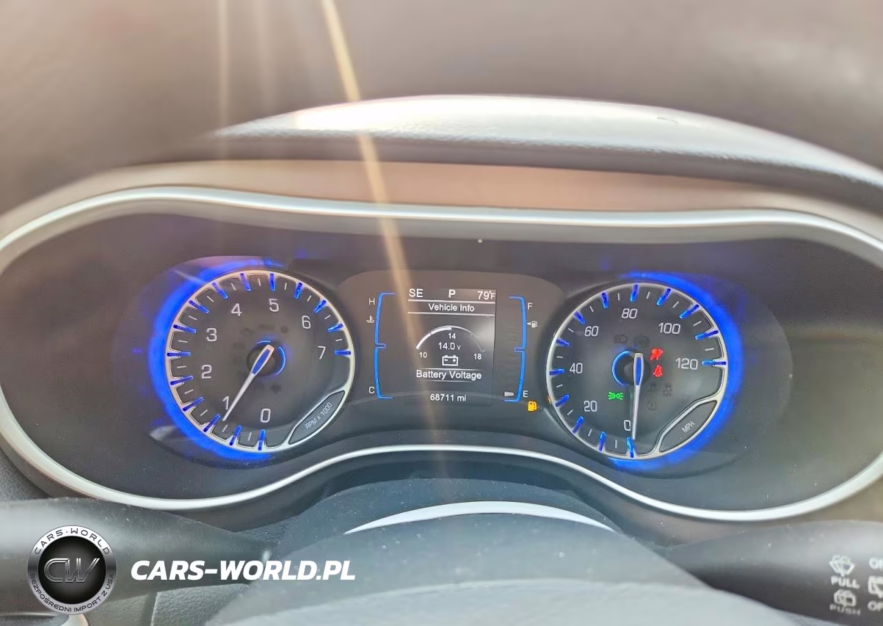 2017 Chrysler Pacifica Lx VIN:2C4RC1CG0HR560650 - 9