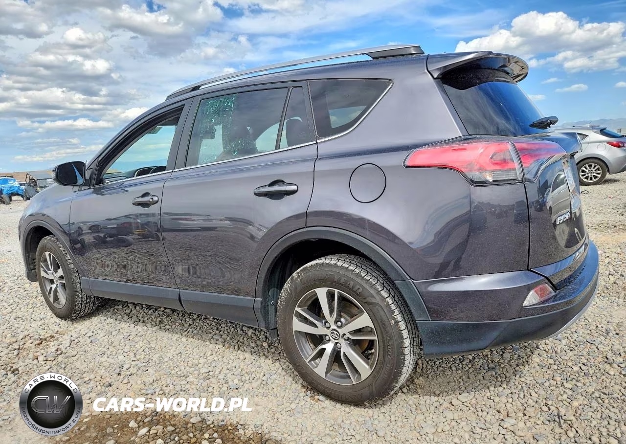 2018 Toyota Rav4 Xle VIN:JTMRFREV6JJ720297 - 2