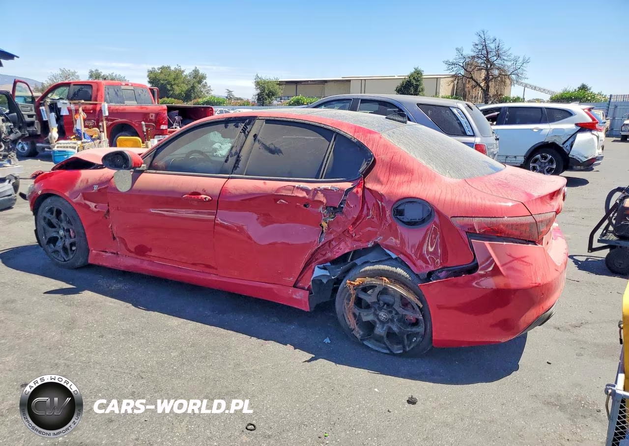2023 Alfa Romeo Giulia Ti VIN:ZARFAMBN8P7666957 - 2