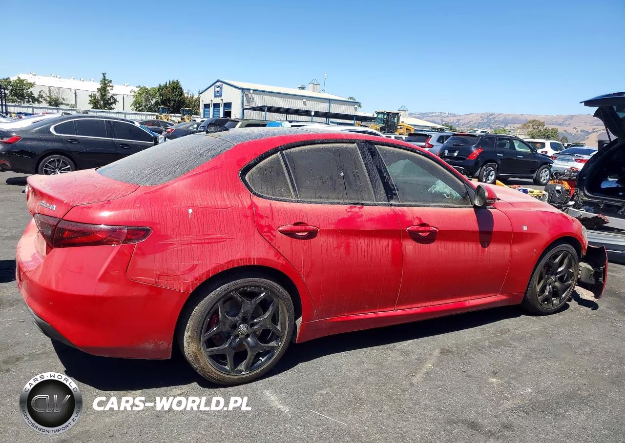 2023 Alfa Romeo Giulia Ti VIN:ZARFAMBN8P7666957 - 3