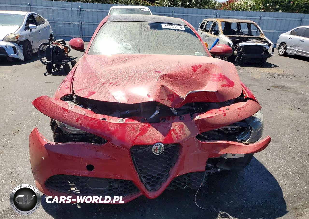 2023 Alfa Romeo Giulia Ti VIN:ZARFAMBN8P7666957 - 5